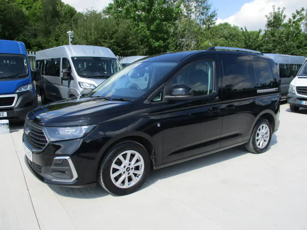 Ford Tourneo Connect 2.0 EcoBlue 122 Titanium J37310