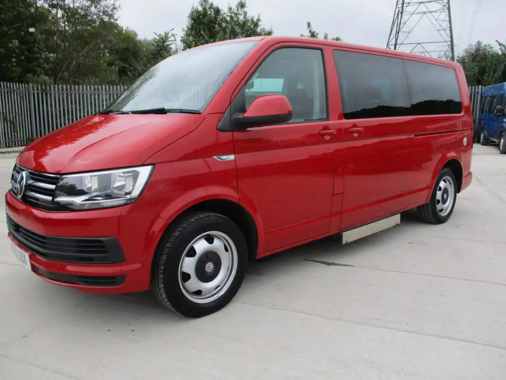 Volkswagen Transporter Shuttle T32 LWB 2.0 TDI 150 SE DSG Bmt J47233