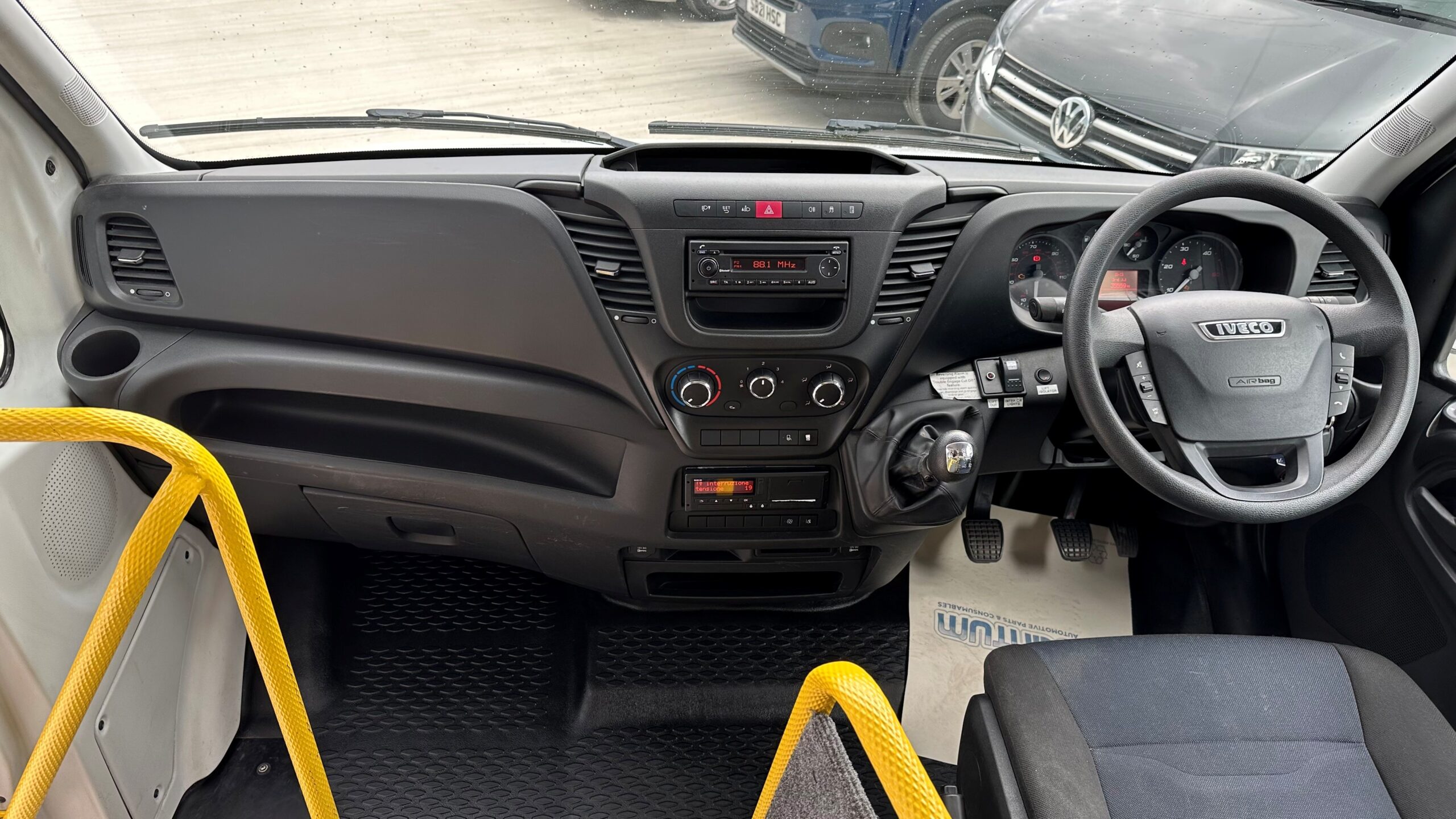Iveco5 Scaled