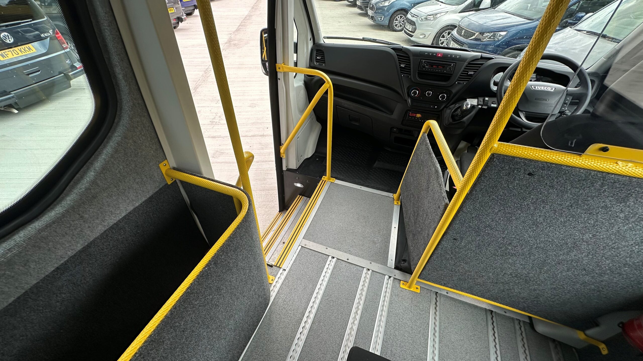 Iveco7 Scaled